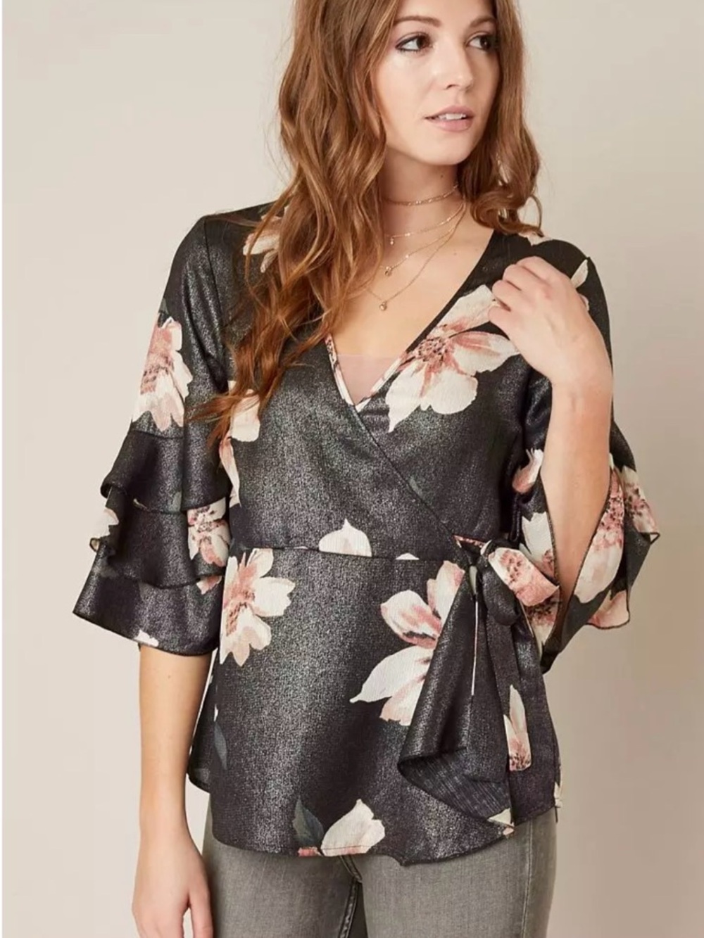 Gimmicks by BKE Black Floral Ruffle Sleeve Blouse